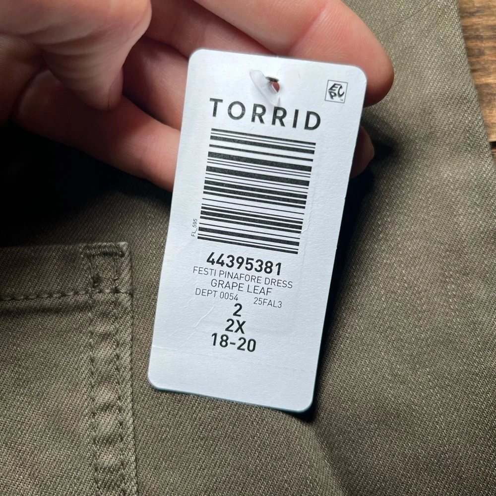 Torrid Size 2 Festi Pinafore Dress - Picture 4 of 6